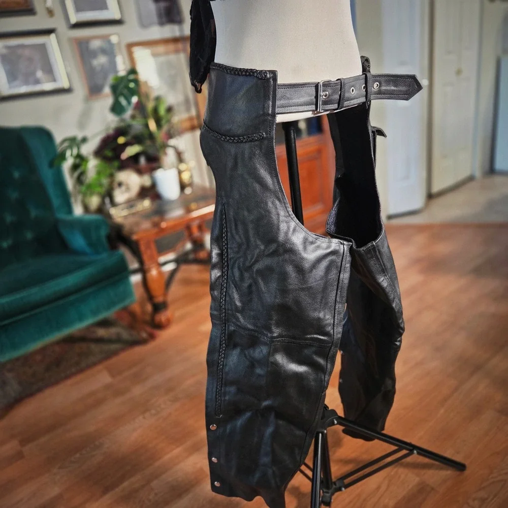Vintage 70s Genuine Leather Moto Chaps Black Biker Riding Western Road Gear‎